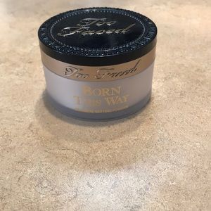 Too Faced Born This Way Setting Powder